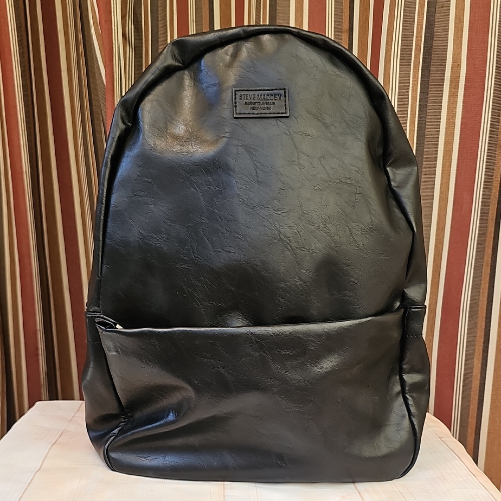 Steve Madden Black Urban Backpack Sleek Design